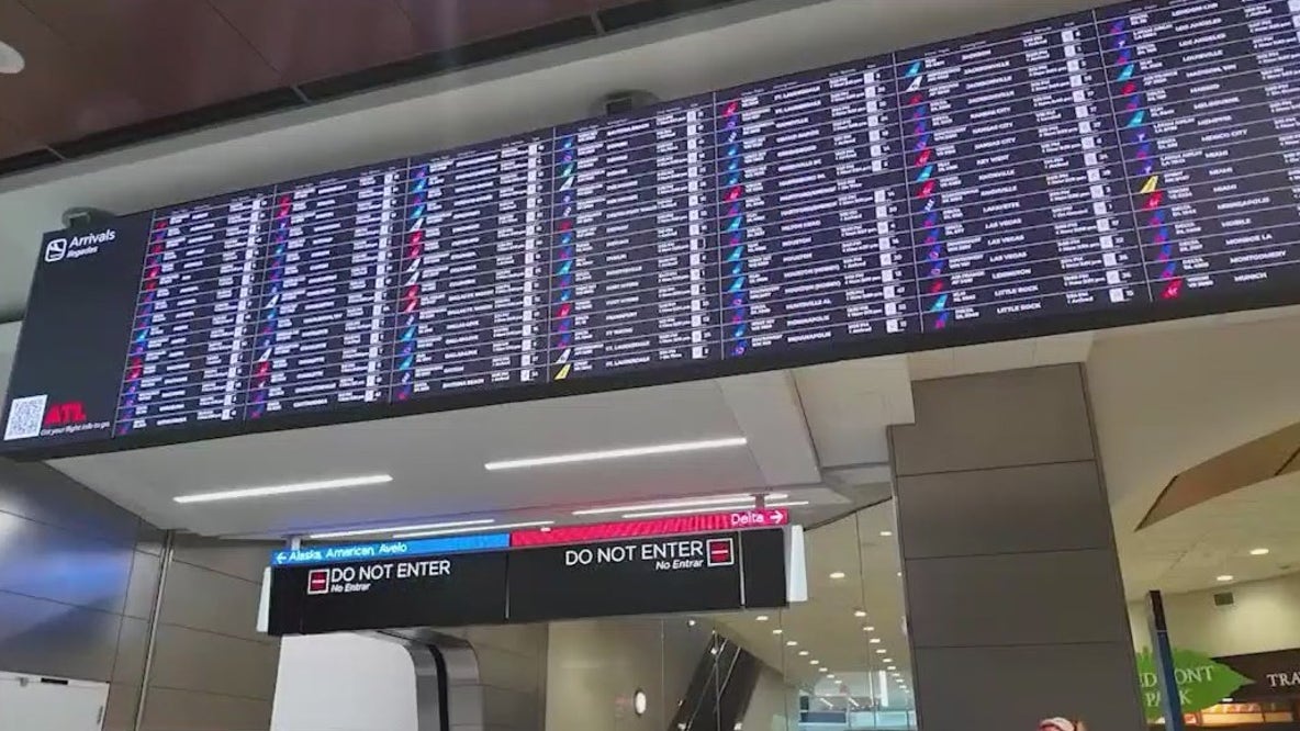 Hundreds of flights delayed at Atlanta airport